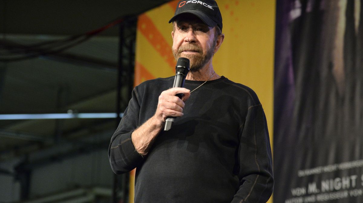 Chuck Norris na akci do Prahy nepřijede